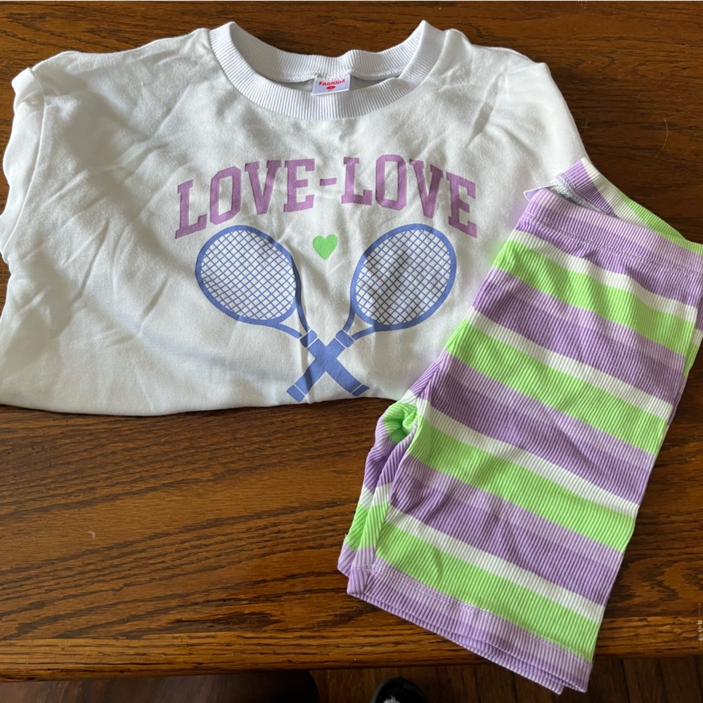Fabkids long sleeve top and bike shorts-size 6/7